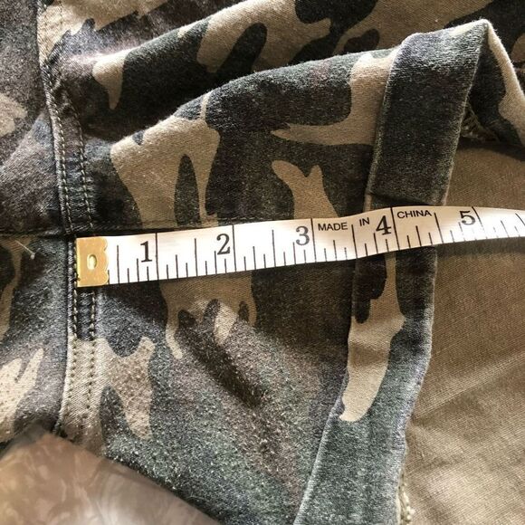 almost famous camo distressed rips fading pilling size 20 - Picture 7 of 7